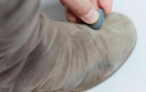 Как оттереть траву от белой подошвы. Основные средства по борьбе с пятнами от травы 12