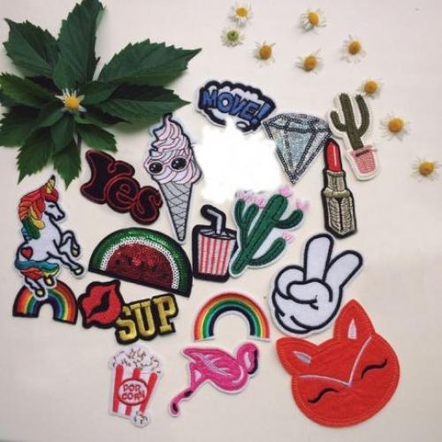 Виды наклеек на одежду. Разновидности