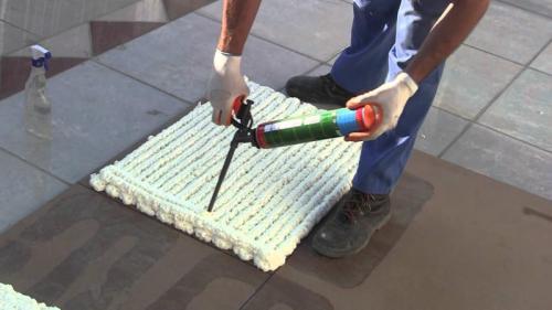 Чем отмыть монтажную пену с рук в домашних условиях. Отмываем монтажную пену с кожи рук в домашних условиях