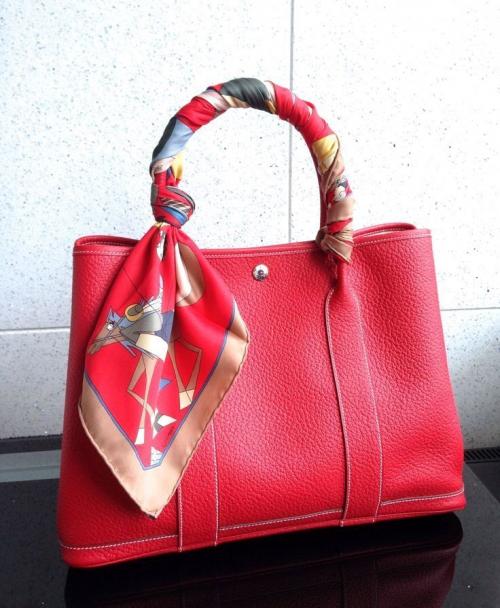 Без следов: проверенные способы удаления ручек с кожаного пенала 12 Без следов: проверенные способы удаления ручек с кожаного пенала 12