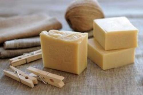 Можно ли использовать химические вещества для удаления ручек с кожаного пенала. Народные средства