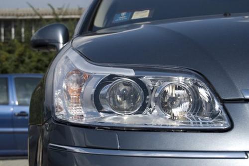 Как снять 3М скотч со стекла. Как снять ленту 3М с автомобиля