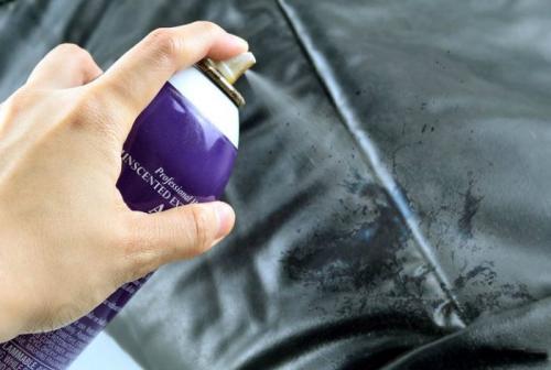 Как можно избежать загрязнения сумки чернилами. Как вывести чернила на кожаной сумке?