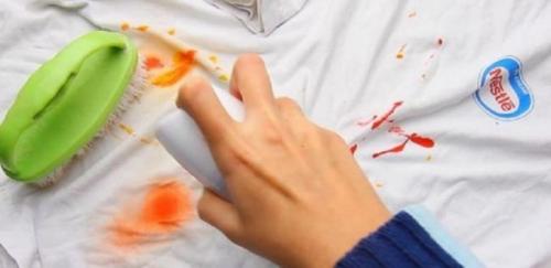 Как отстирать большие пятна от гуаши. Традиционные средства против пятен гуаши 07