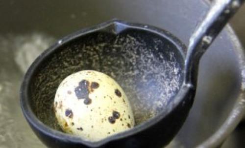 Как варить перепелиные яйца. Сколько варить перепелиные яйца