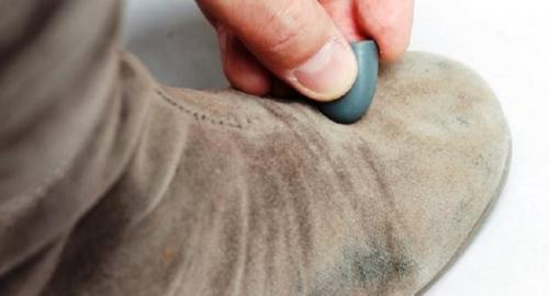 Как помыть замшевую обувь. Чем и как чистить замшу —, как почистить от грязи замшевую обувь в домашних условиях 03