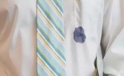 Какие методы удаления пятна от гелевой ручки наиболее эффективны. Как отстирать гелевую ручку с одежды - лайфхаки