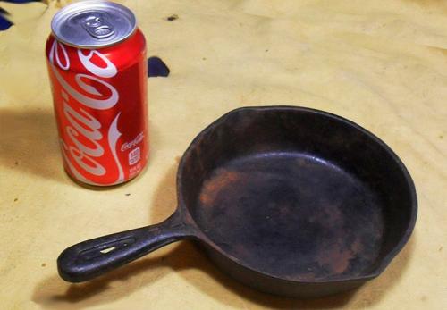 Как очистить чугунную сковороду от ржавчины с помощью уксуса. Как очистить чугунную сковороду от ржавчины внутри и снаружи