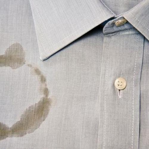 Как вывести старое жирное пятно с цветной одежды. 9 способов удаления застарелых пятен жира