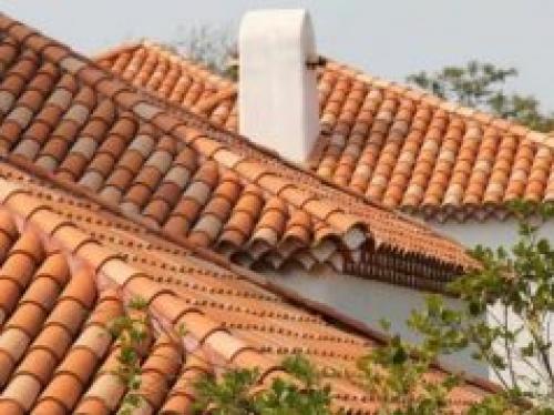 Чем помыть ламинат без разводов. Что добавить в воду, чтобы не было разводов