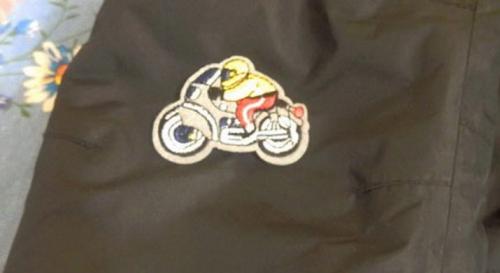 Наклейки на ткань утюгом. Инструкция по нанесению термонаклеек 04 Наклейки на ткань утюгом. Инструкция по нанесению термонаклеек 04