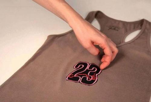 Наклейки на ткань утюгом. Инструкция по нанесению термонаклеек 03 Наклейки на ткань утюгом. Инструкция по нанесению термонаклеек 03