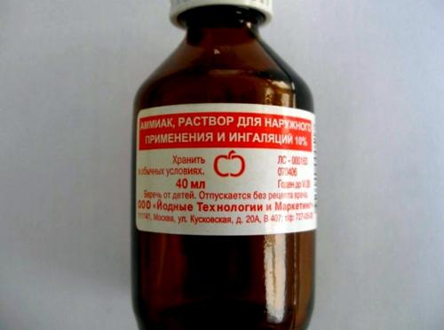 Как убрать зеленку с цветной одежды, чтобы не повредить цвет. Избавление от пятен с помощью медицинских препаратов