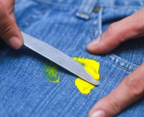 Чем вывести слайм с одежды в домашних условиях засохший. Почему слайм сложно вывести с одежды