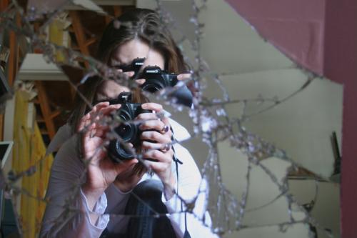 Как избежать беды, если разбилось зеркало 01 Как избежать беды, если разбилось зеркало 01